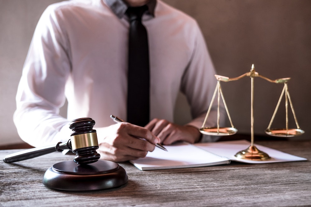Le redressement judiciaire simplifié : un outil de sauvetage pour les entreprises en difficulté