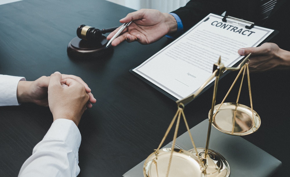 L'impact de la technologie sur le droit des assurances : enjeux et perspectives