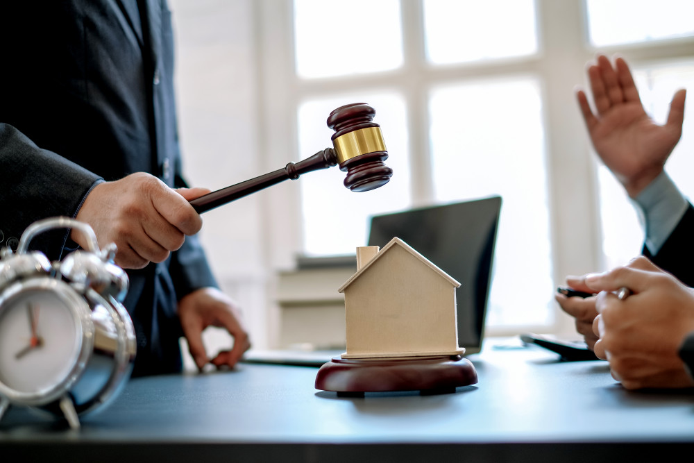L'avocat en droit immobilier : Quand et pourquoi faire appel à ses services ?