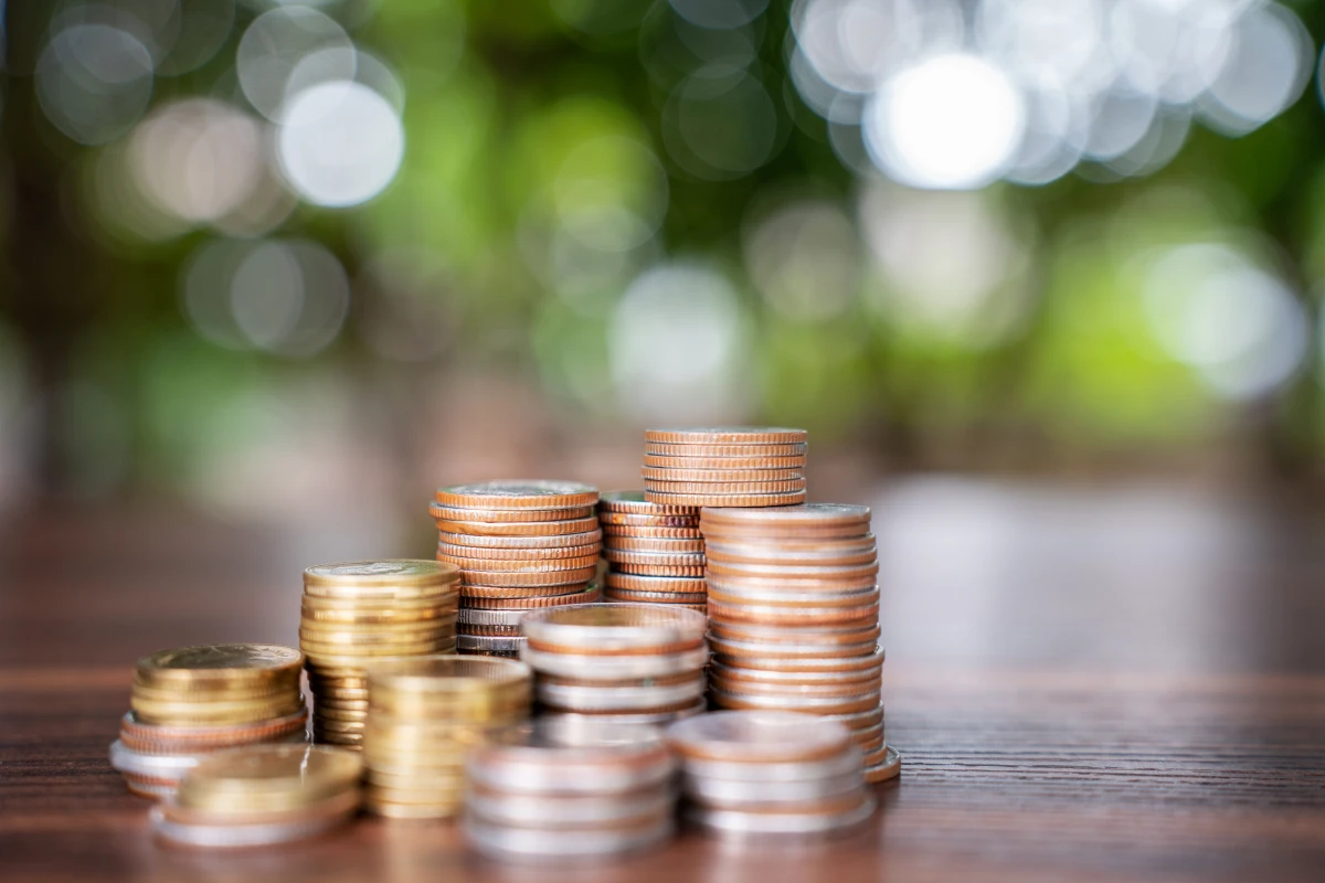 La régulation des marchés financiers à l'ère des fintechs : enjeux et perspectives